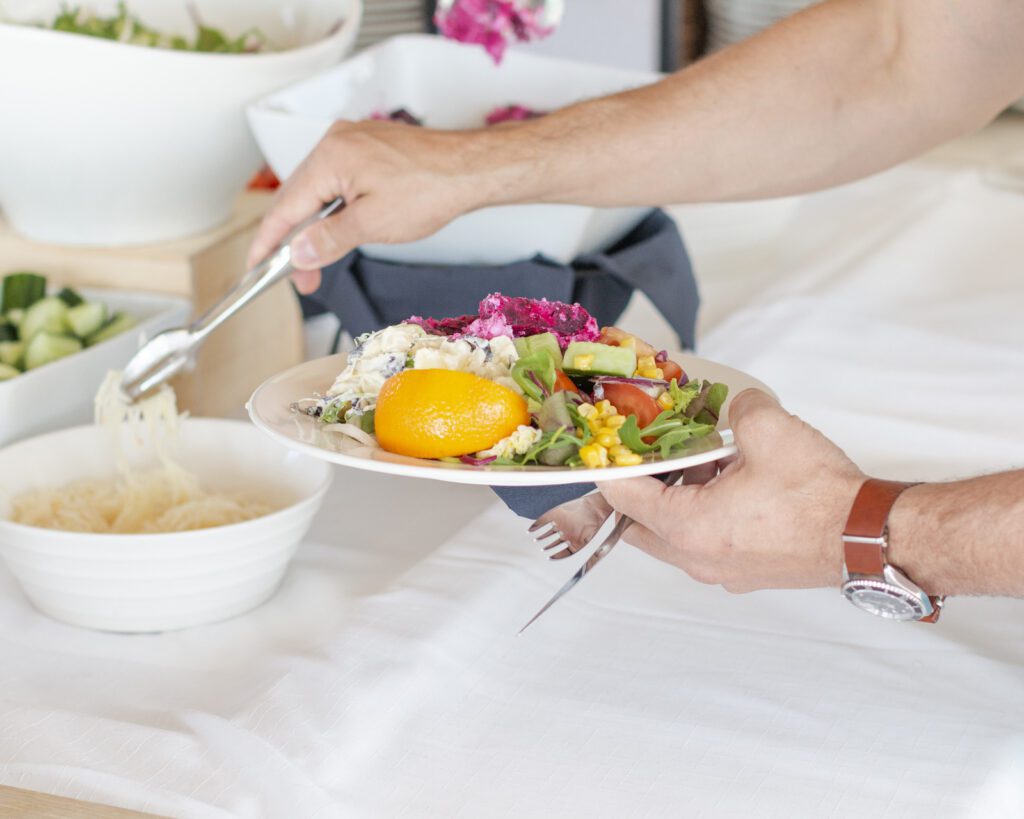 Kutlaranta Resortin buffet-lounas.